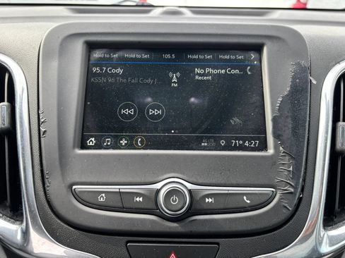 Used 2019 Chevrolet Equinox LS w/ LS Convenience Package AWD/4WD image 21