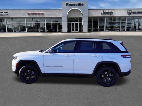 New 2025 Jeep Grand Cherokee Limited image 6