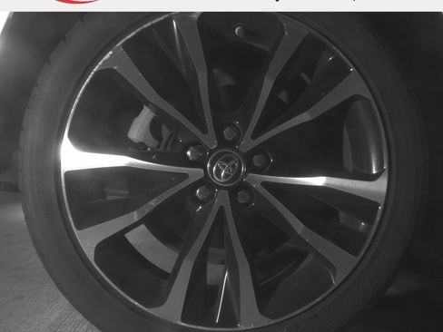 Used 2017 Toyota Corolla SE FWD image 32