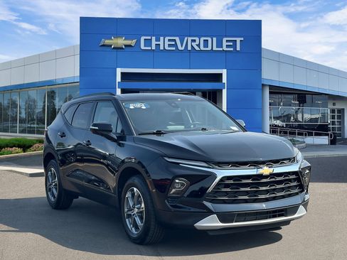 Certified 2024 Chevrolet Blazer LT w/ LPO, Floor Liner Package FWD image 6