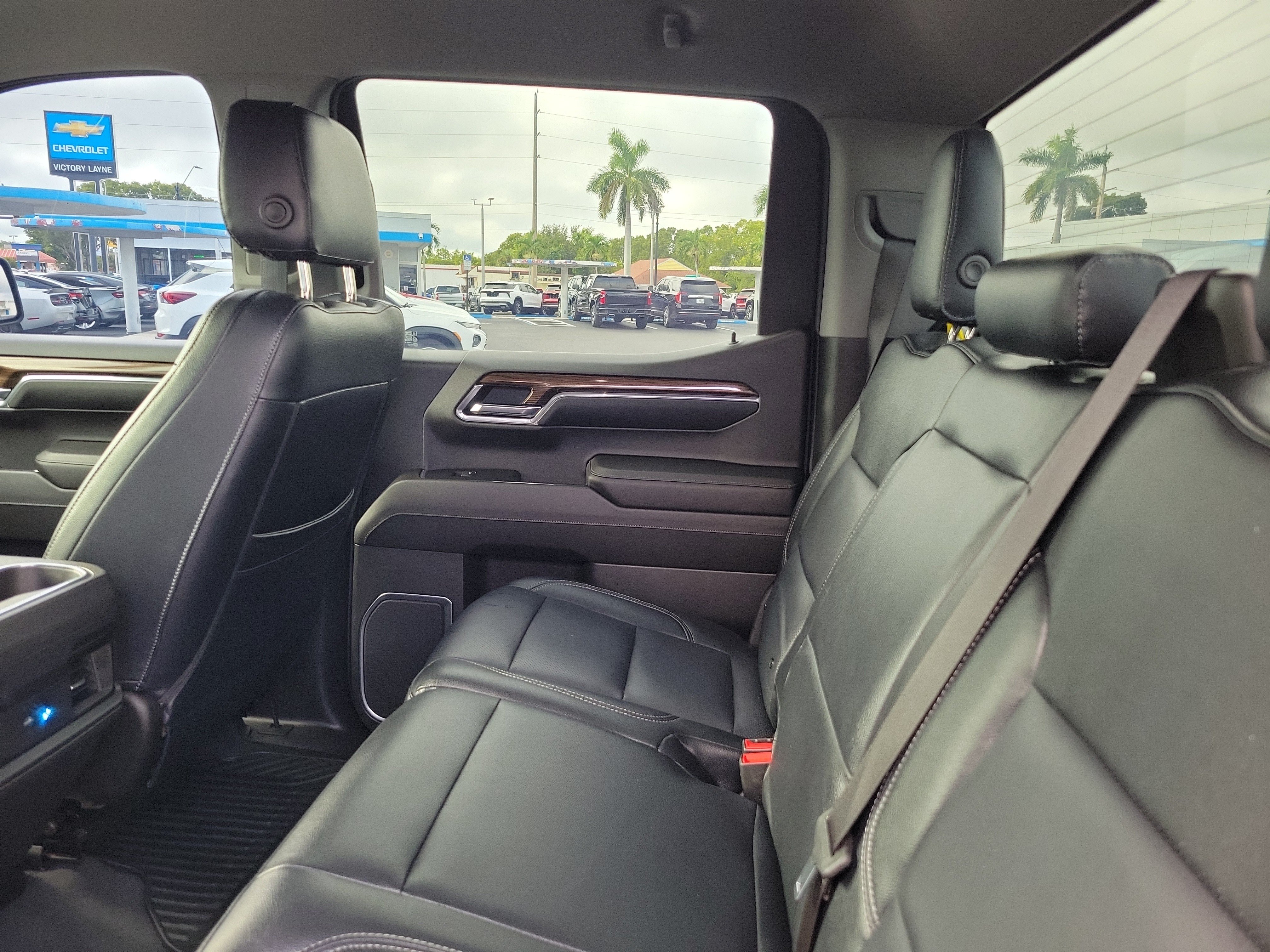 Used 2023 Chevrolet Silverado 1500 RST AWD/4WD image 8