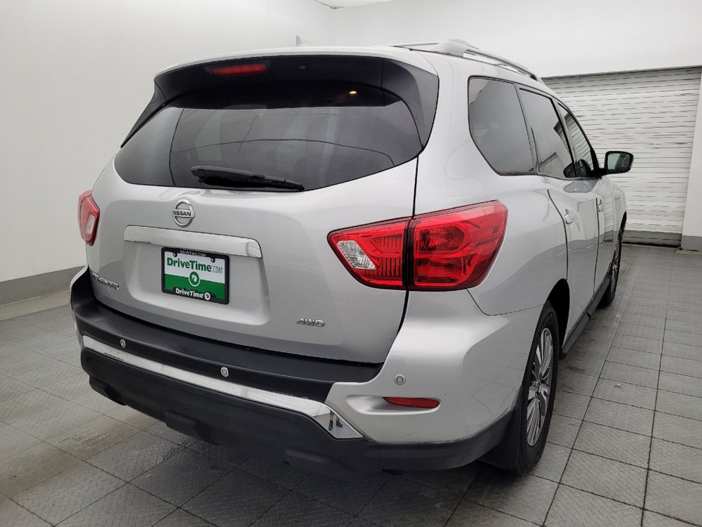 Used 2019 Nissan Pathfinder S AWD/4WD image 9