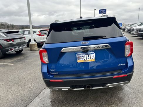 Used 2022 Ford Explorer XLT w/ Equipment Group 202A image 9