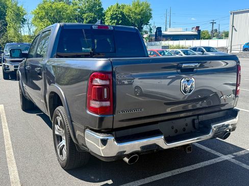 Used 2022 RAM 1500 Laramie AWD/4WD image 5