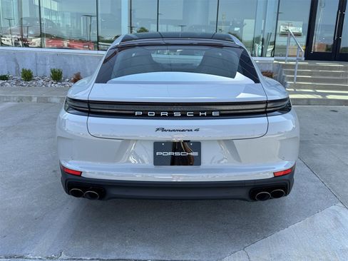 New 2025 Porsche Panamera 4 image 6