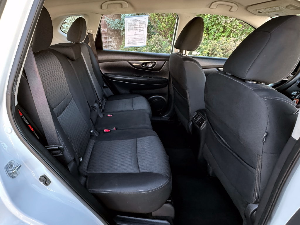 Used 2017 Nissan Rogue S AWD/4WD image 34