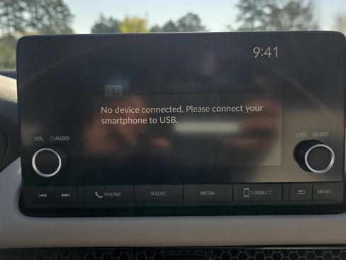 Certified 2024 Honda HR-V LX image 23