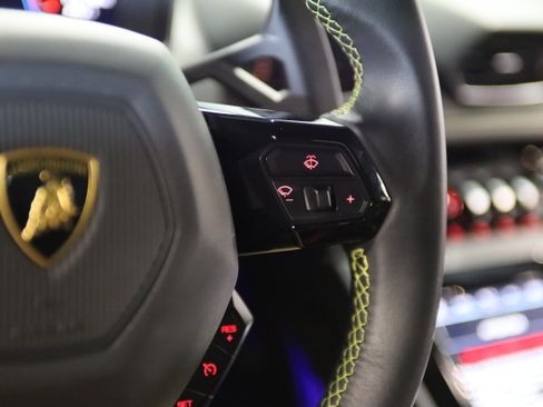 Used 2021 Lamborghini Huracan EVO AWD/4WD image 22