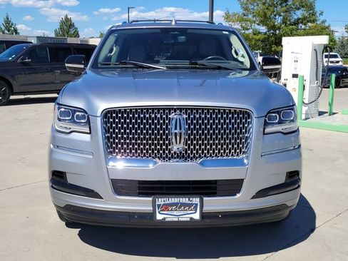 Used 2023 Lincoln Navigator L Reserve AWD/4WD image 5