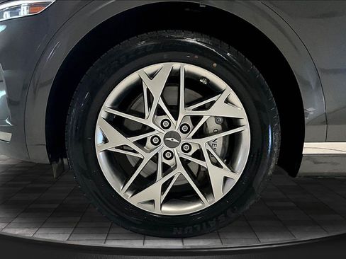 Used 2025 Genesis GV70 2.5T AWD/4WD image 34