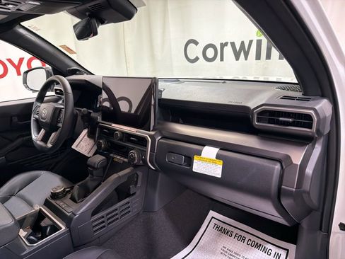 Used 2026 Toyota 4Runner Limited AWD/4WD image 13