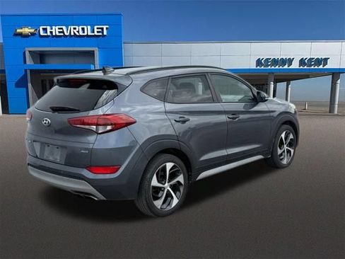 Used 2018 Hyundai Tucson Value AWD/4WD image 5