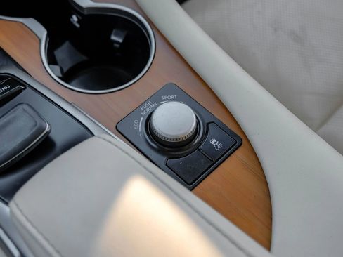 Used 2017 Lexus RX 350 F Sport image 33