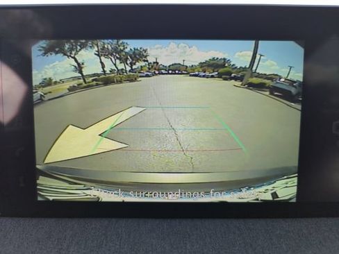 Certified 2025 Nissan Kicks SV w/ SV Premium Package AWD/4WD image 37