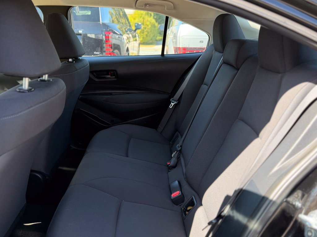 Used 2023 Toyota Corolla LE FWD image 7