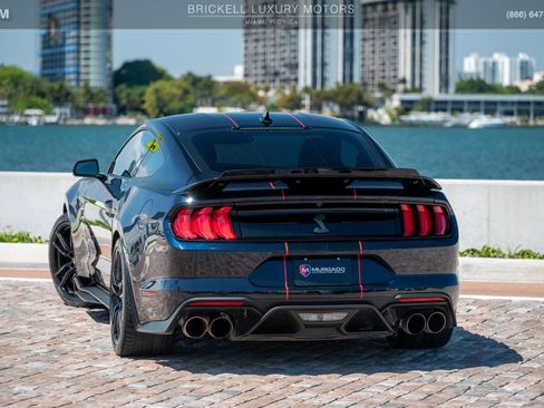 Used 2021 Ford Mustang Shelby GT500 w/ Technology Package image 3