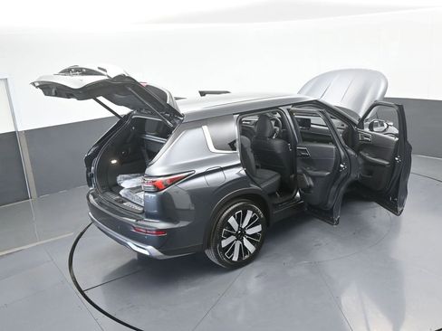 New 2026 Mitsubishi Outlander SE image 71