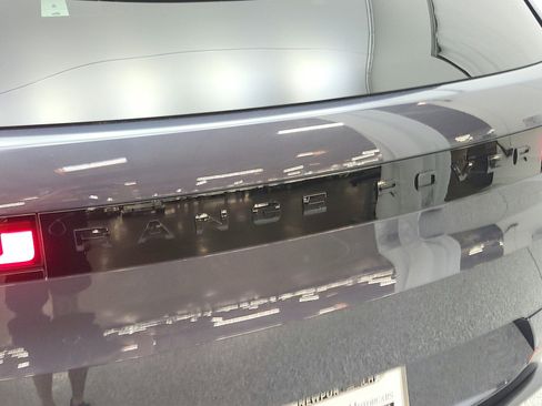 Used 2023 Land Rover Range Rover Sport First Edition image 24