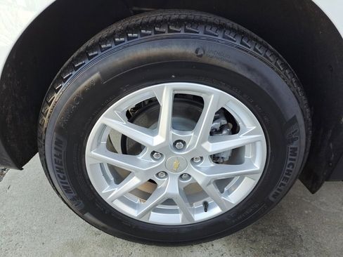 Certified 2023 Chevrolet Equinox LT image 18