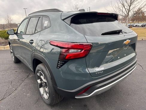 New 2026 Chevrolet Trax LT w/ Driver Confidence Package image 5