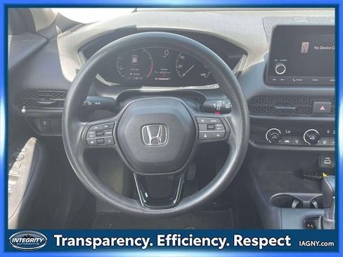 Used 2023 Honda HR-V LX image 14