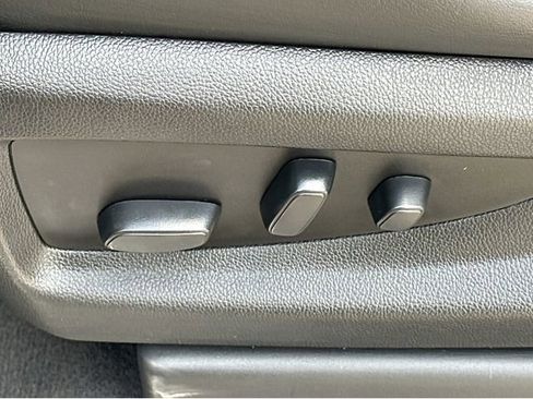 Used 2020 GMC Yukon XL Denali RWD image 34