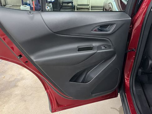 Used 2020 Chevrolet Equinox LT image 21