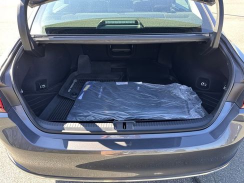 Used 2023 Lexus ES 250 w/ Premium Package image 42