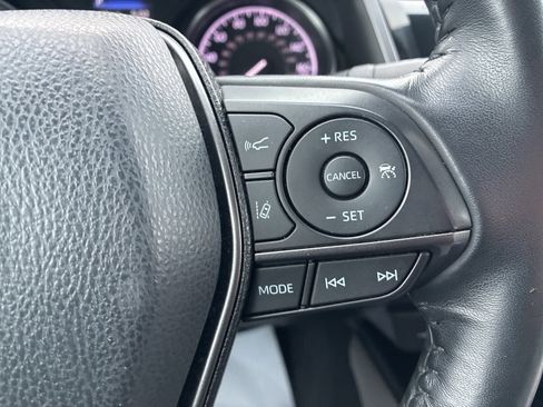 Used 2021 Toyota Camry SE w/ Convenience Package image 24
