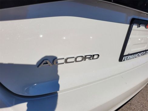 Used 2024 Honda Accord Sport image 11