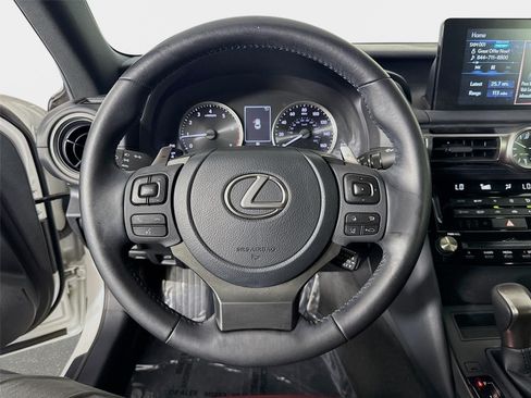 Used 2022 Lexus IS 300 RWD image 13