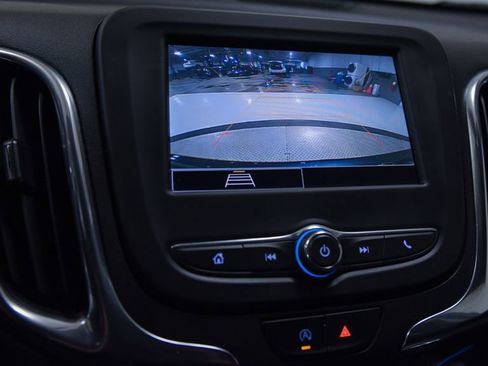 Used 2022 Chevrolet Equinox LT image 19