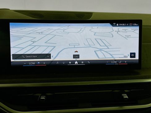 Used 2024 BMW X5 sDrive40i w/ Premium Package image 22