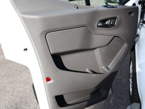 Used 2024 Ford Transit 250 Low Roof w/ Exterior Upgrade Package RWD image 18