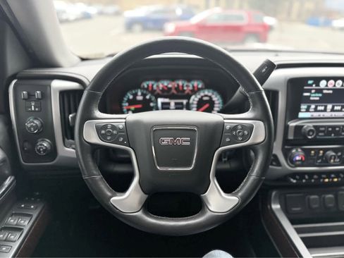 Used 2017 GMC Sierra 1500 SLT w/ SLT Premium Package image 16