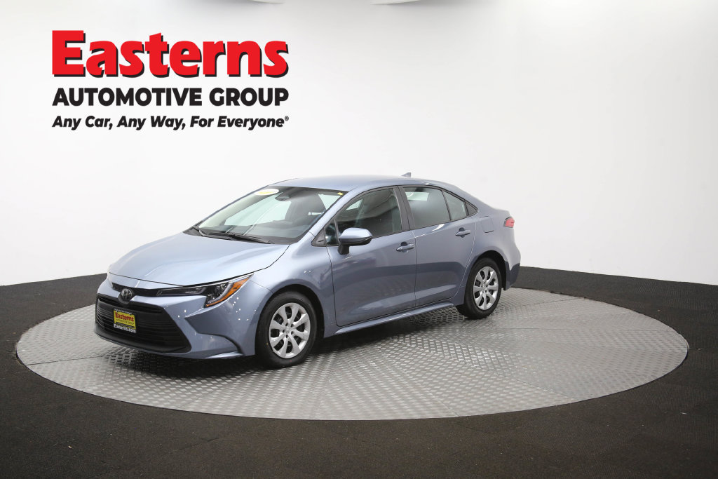 Used 2025 Toyota Corolla LE FWD image 57