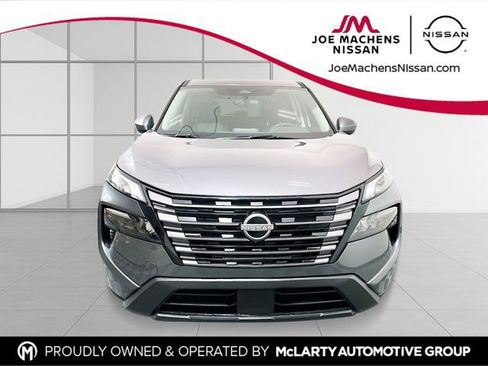 New 2026 Nissan Rogue SV w/ Cold Weather Package AWD/4WD image 9
