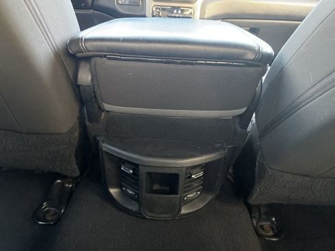 Used 2019 RAM 2500 Big Horn image 28