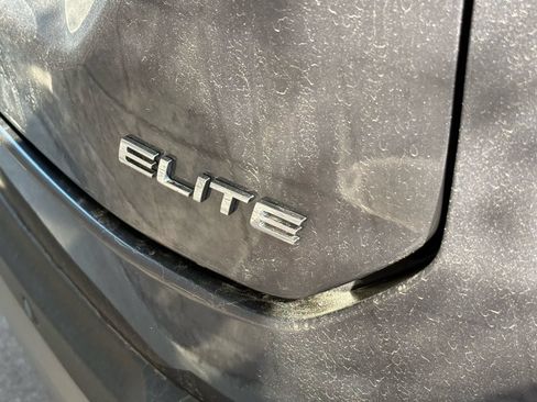 Certified 2024 Honda Pilot Elite image 10