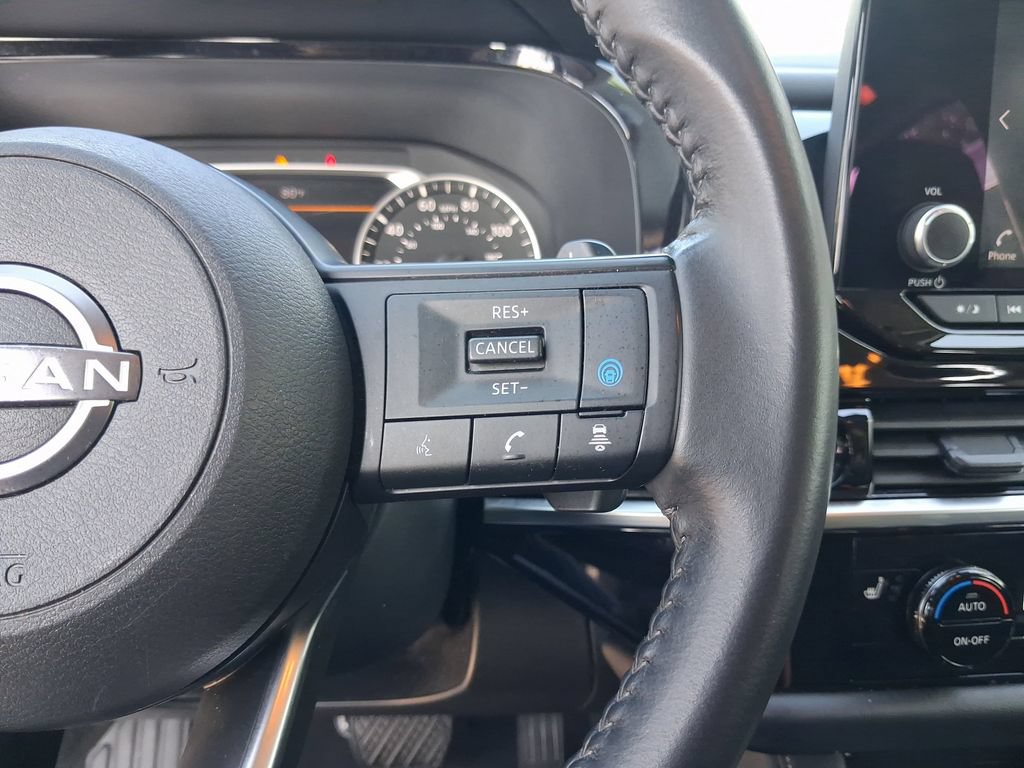 Certified 2024 Nissan Pathfinder SV FWD image 18