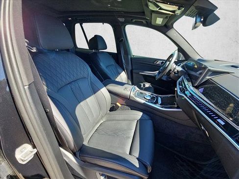 Used 2025 BMW X5 M60i w/ Executive Package image 20