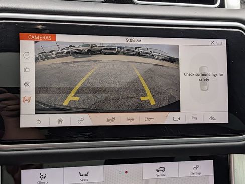 Used 2019 Land Rover Range Rover Supercharged AWD/4WD image 19