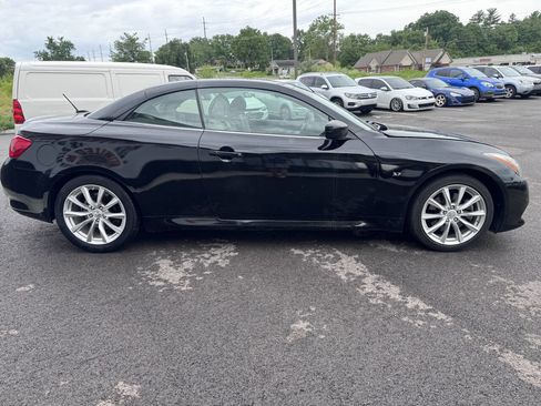 Used 2014 INFINITI Q60 Convertible w/ Premium Package RWD image 5