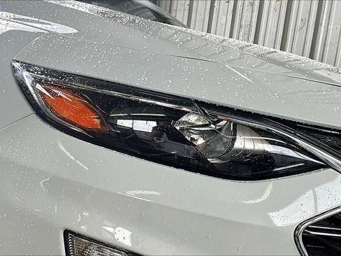 Used 2024 Chevrolet Malibu LT image 25