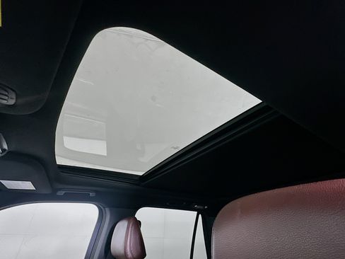 Used 2022 Ford Expedition Max Limited RWD image 27