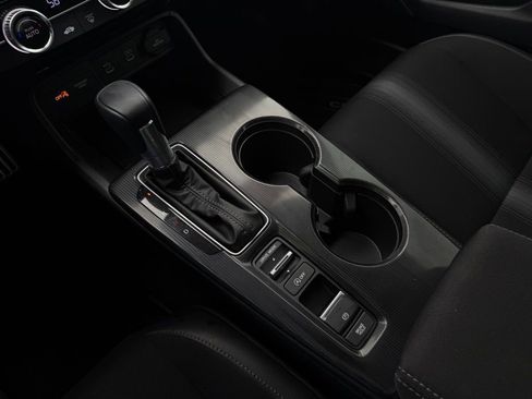 Used 2025 Honda Civic Sport image 19