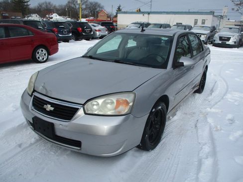 Used 2007 Chevrolet Malibu LTZ image 3
