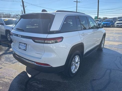 Certified 2025 Jeep Grand Cherokee Laredo X w/ Luxury Tech Group I AWD/4WD image 7