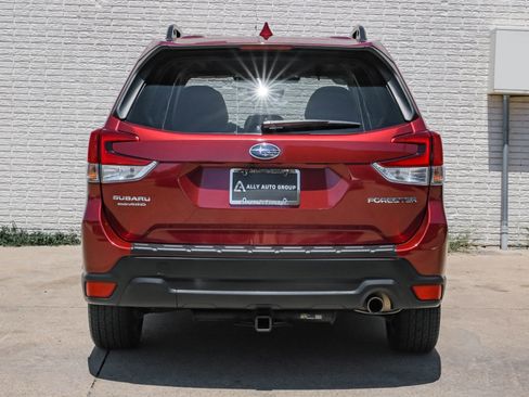 Used 2023 Subaru Forester Limited w/ Popular Package #2 image 9