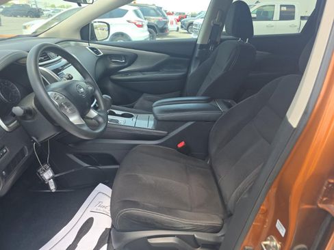 Used 2015 Nissan Murano S w/ Navigation Package AWD/4WD image 4